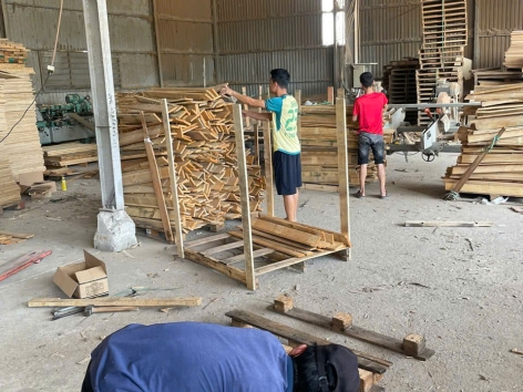 Hình Ảnh Công Nhân Của Dương Phát Lộc