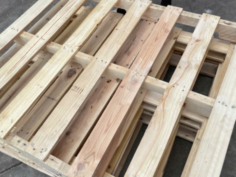 Pallet Gỗ Tràm 3 Đố 4 Hướng