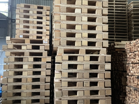 THANH LÝ PALLET KÊ KHO