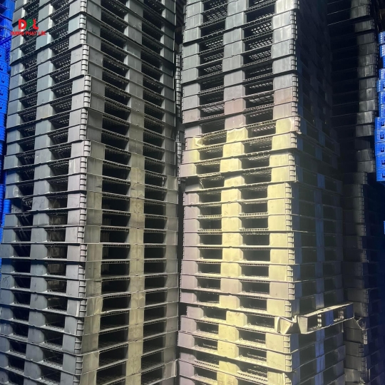 Pallet Nhựa Tân Uyên
