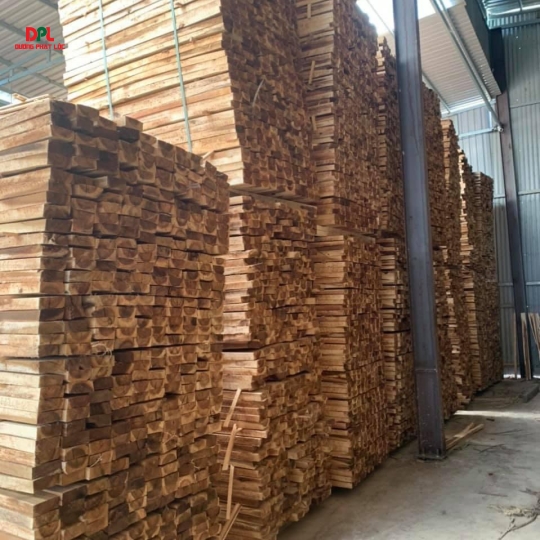 NHẬP KHẨU GỖ CAO SU
