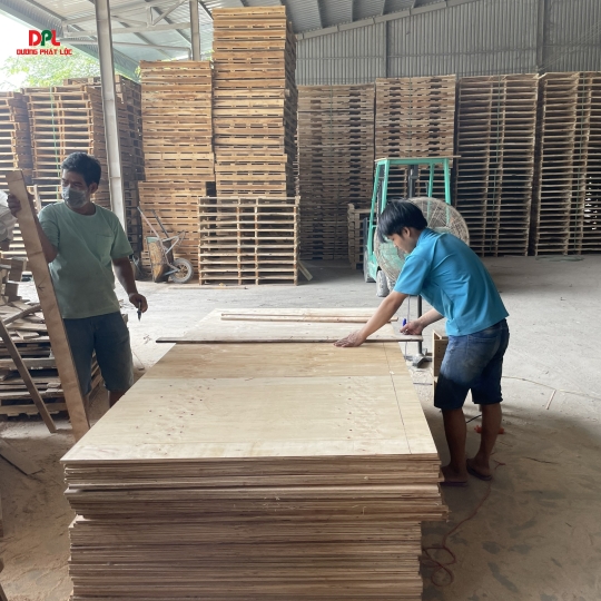 VÁN CÔNG NGHIỆP TÂN UYÊN